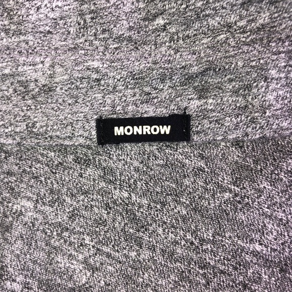 Monroe vneck collared shirt size large - Picture 4 of 5